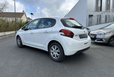Peugeot 208 1.5 BlueHDi 100 Active Garantie premium jusqu'en 11/2026