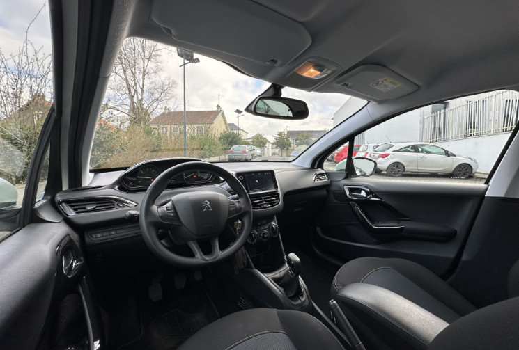 Peugeot 208 1.5 BlueHDi 100 Active Garantie premium jusqu'en 11/2026