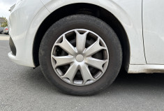 Peugeot 208 1.5 BlueHDi 100 Active Garantie premium jusqu'en 11/2026