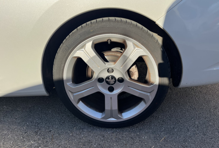 Peugeot 308 CC HDI 163cv Sport / Coupé cabriolet / Cuir / Blanc nacré