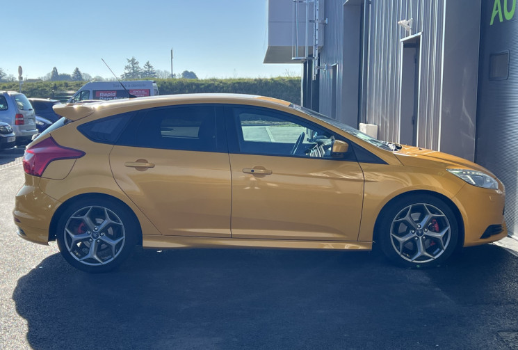 Ford Focus III ST 2.0 SCTi EcoBoost 250 cv