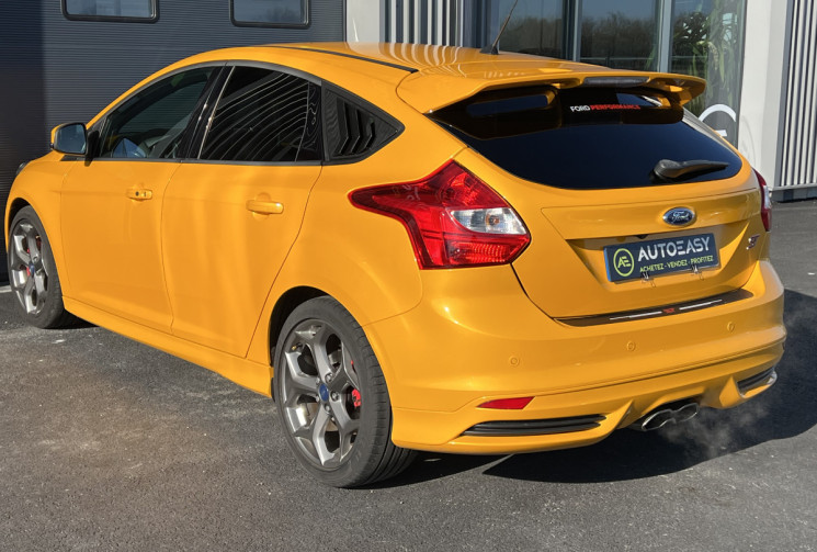 Ford Focus III ST 2.0 SCTi EcoBoost 250 cv