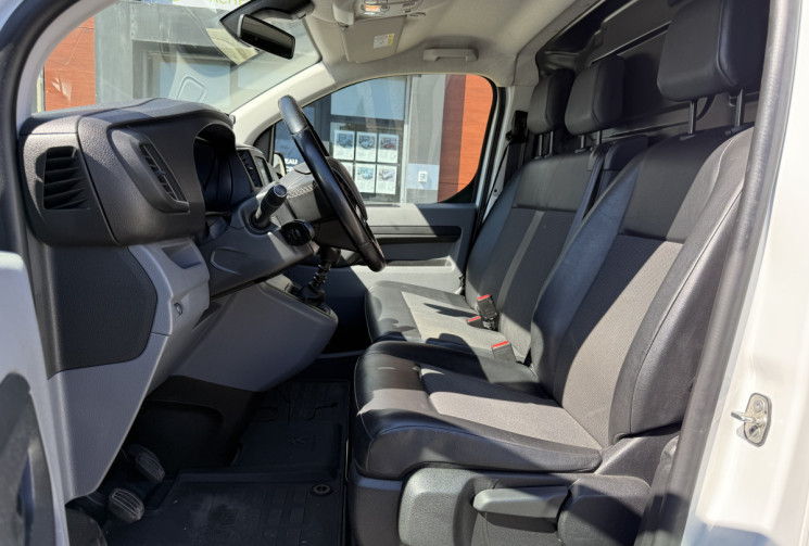 Peugeot EXPERT 1.5 Blue HDi 120 URBAN / CARPLAY
