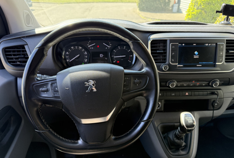 Peugeot EXPERT 1.5 Blue HDi 120 URBAN / CARPLAY