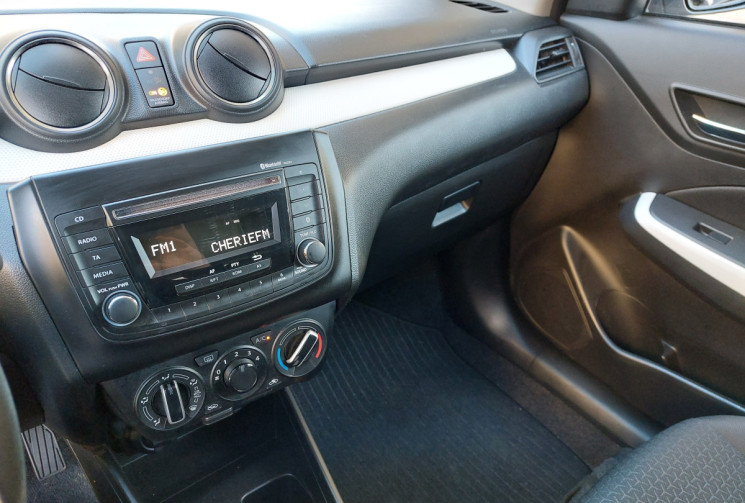 Suzuki SWIFT 1.2 DUALJET HYBRID 83 ch Avantage 