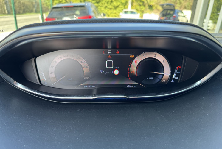 Peugeot 5008 GT line BlueHDi 130 ch EAT8  / 7 places / Cam 360° / Sièges élec Chauffant / Focal