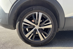 Peugeot 5008 GT line BlueHDi 130 ch EAT8  / 7 places / Cam 360° / Sièges élec Chauffant / Focal