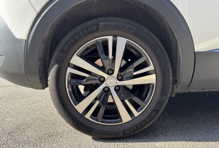 Peugeot 5008 GT line BlueHDi 130 ch EAT8  / 7 places / Cam 360° / Sièges élec Chauffant / Focal