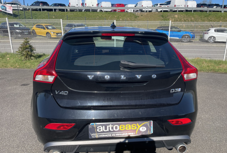 Volvo V40 II D3 2.0 TDi  16 V S&S 150 CV R-DESIGN 