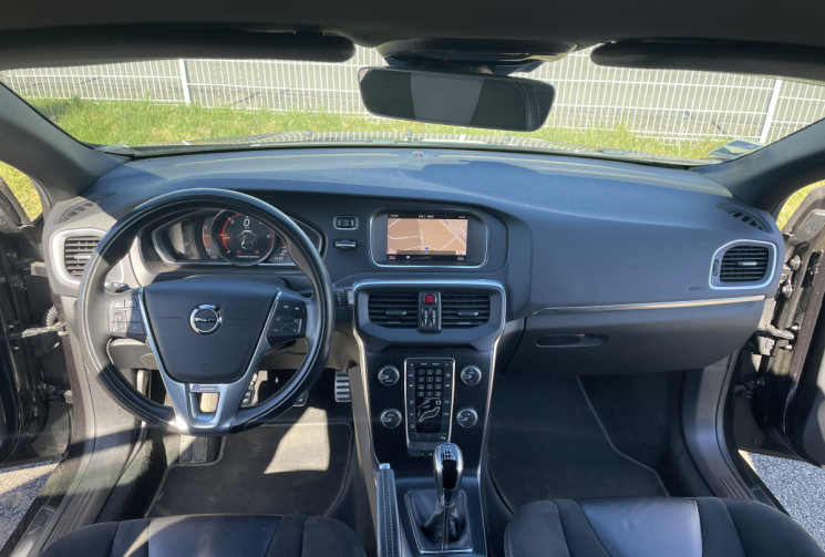 Volvo V40 II D3 2.0 TDi  16 V S&S 150 CV R-DESIGN 
