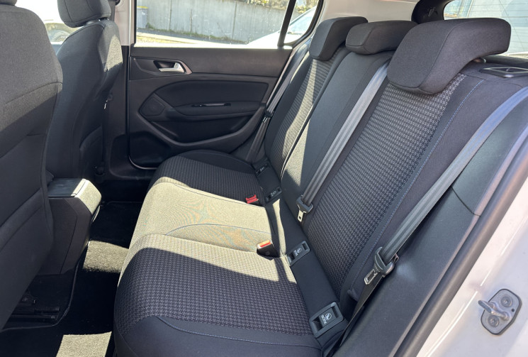 Peugeot 308 1.2 THP Puretech EAT8 130 STYLE / COURROIE FAITE