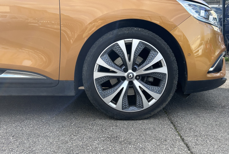 Renault Scénic 1.5 DCI / 110 CH / INTENS / PREMIERE MAIN 