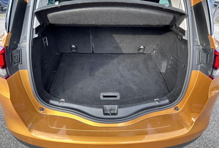 Renault Scénic 1.5 DCI / 110 CH / INTENS / PREMIERE MAIN 