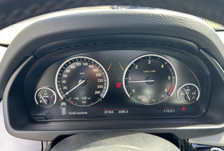 BMW X5 (F15) SDRIVE 25D 231 Ch XLINE BVA8 * 1ER MAIN *  TOIT OUVRANT * SIEGES ELECTRIQUES