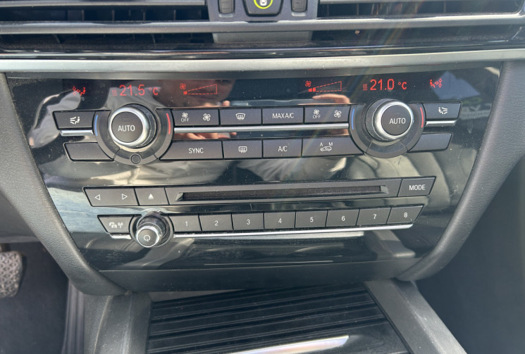 BMW X5 (F15) SDRIVE 25D 231 Ch XLINE BVA8 * 1ER MAIN *  TOIT OUVRANT * SIEGES ELECTRIQUES