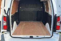 Peugeot Partner 1.6 BLUEHDI 100 S&S 1000KG STANDARD GRIP + ATTELAGE