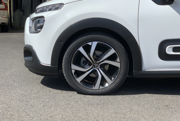Citroën C3  CITROËN C3 III 1.2 THP 110CV SHINE