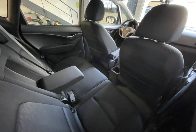 Hyundai ix20 1.6 125 ch Executive (caméra de recul + toit ouvrant)
