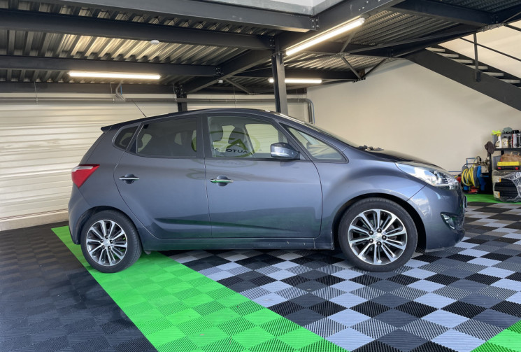 Hyundai ix20 1.6 125 ch Executive (caméra de recul + toit ouvrant)