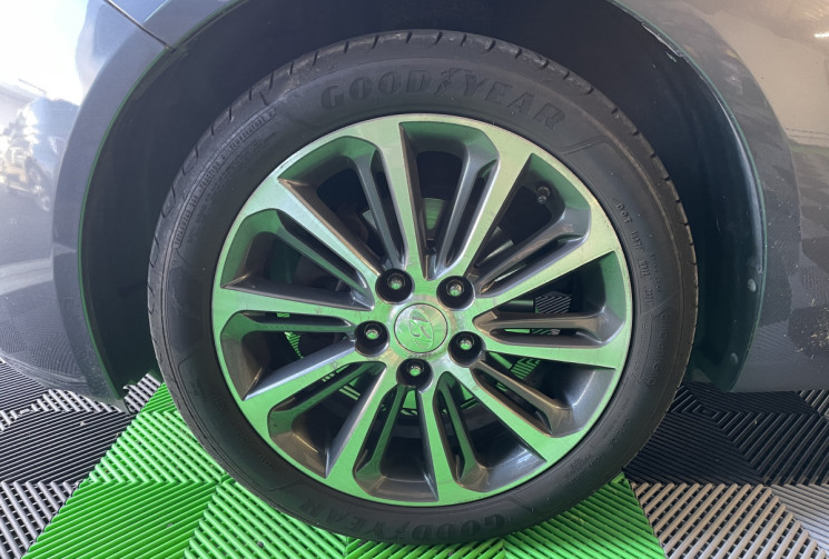 Hyundai ix20 1.6 125 ch Executive (caméra de recul + toit ouvrant)