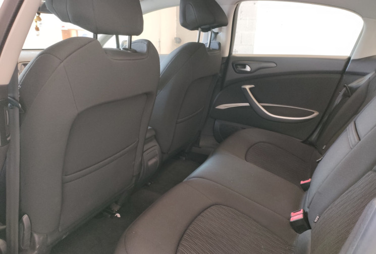 Citroën C5 1.6 HDi110 FAP Confort