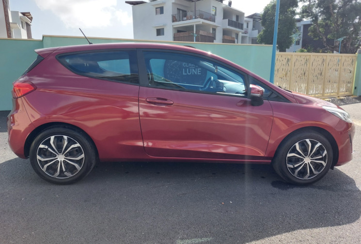 Ford Fiesta 1.1 75ch 3p // Bon état // Première main