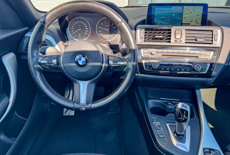 BMW Série 1 118i LCI M Sport Toit Ouvrant Caméra GPS Pro Suivi complet BMW