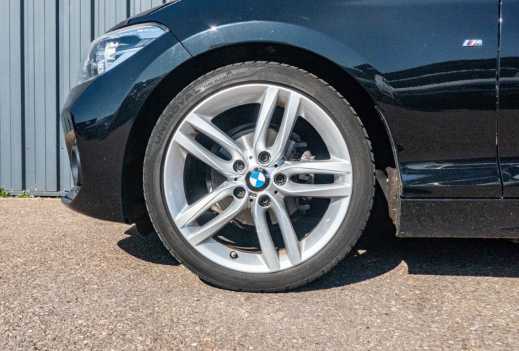 BMW Série 1 118i LCI M Sport Toit Ouvrant Caméra GPS Pro Suivi complet BMW