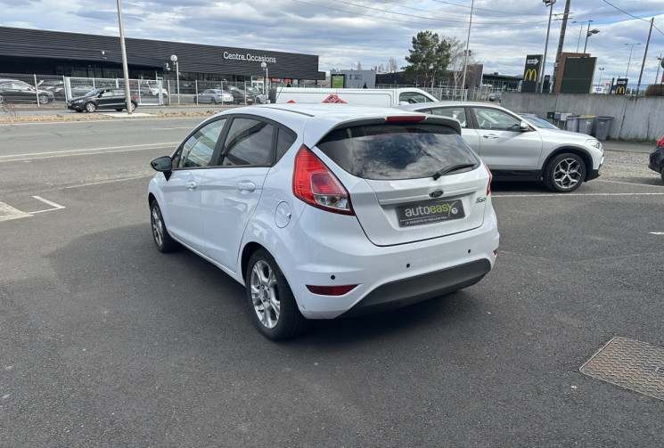 Ford FIESTA  1.25 i 16V 82 FUN RADAR AR