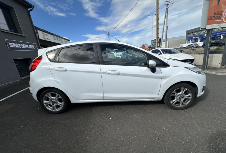 Ford FIESTA  1.25 i 16V 82 FUN RADAR AR
