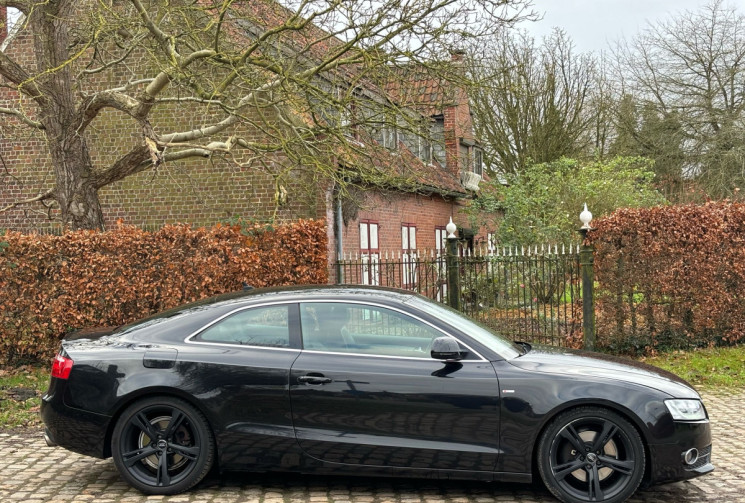 Audi A5 COUPE S LINE 2.7  190 cv