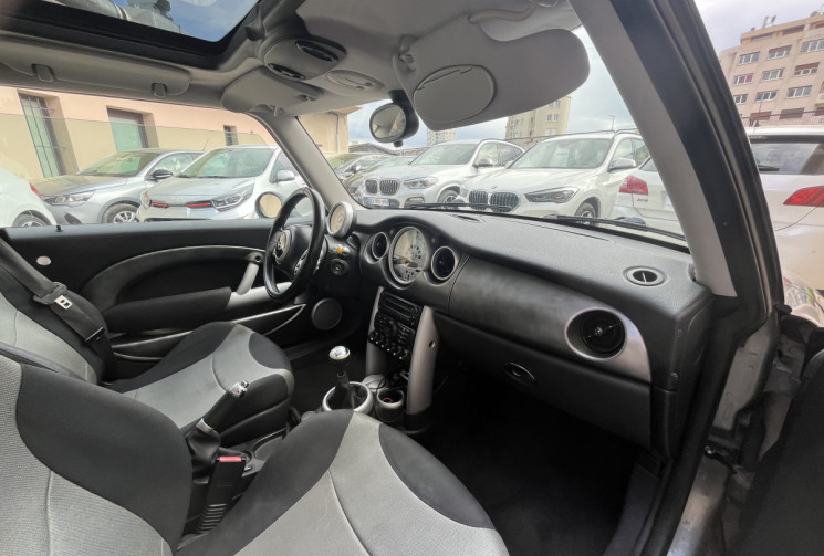 Mini Cooper (R50/53) Cooper S 1.6 i 16V 170 ch