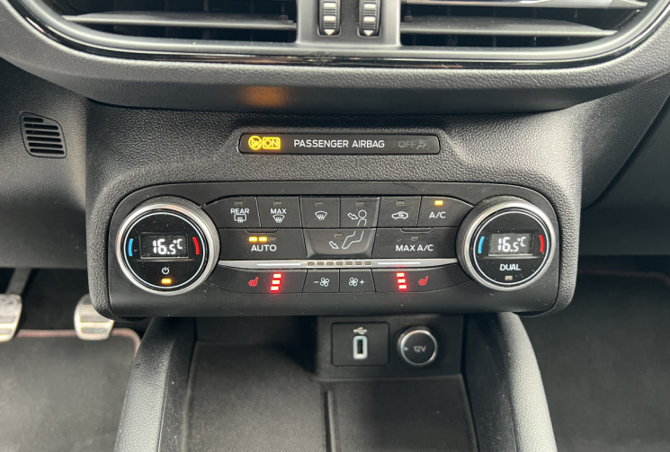 Ford Focus 1.0 Ecoboost 125 ST-Line / Bang & Olufsen / Sièges Chauffants / Full LED / ATH / Keyless 