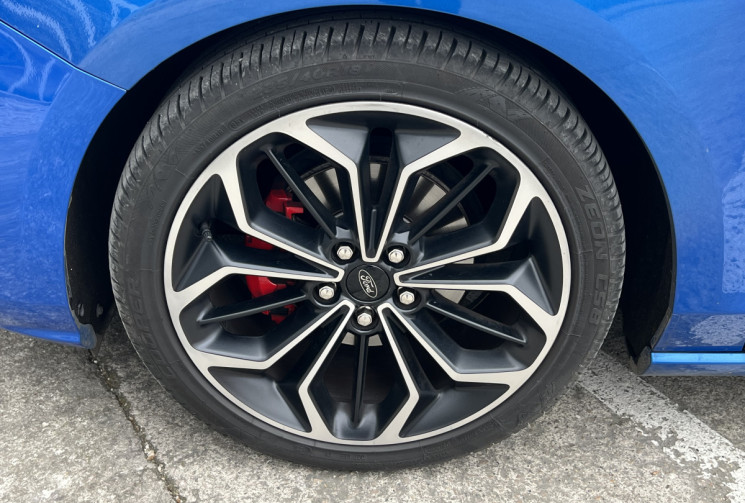 Ford Focus 1.0 Ecoboost 125 ST-Line / Bang & Olufsen / Sièges Chauffants / Full LED / ATH / Keyless 