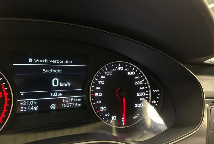 Audi A6 2.0 TDI 177 ch S line