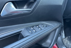 Peugeot 3008 2.0 BlueHDi EAT8 180 GT Line / GRIP CONTROL