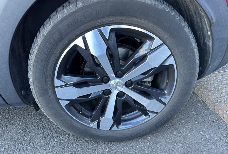 Peugeot 3008 2.0 BlueHDi EAT8 180 GT Line / GRIP CONTROL