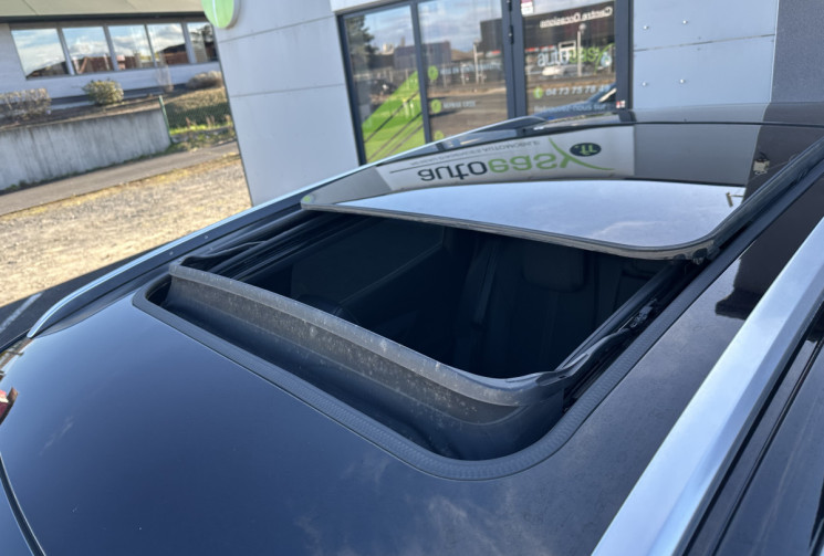 Peugeot 3008 2.0 BlueHDi EAT8 180 GT Line / GRIP CONTROL
