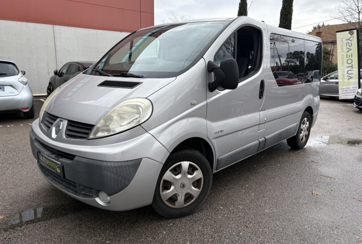 Renault TRAFIC Combi 8 places 2.0 DCI 115cv Boîte automatique 