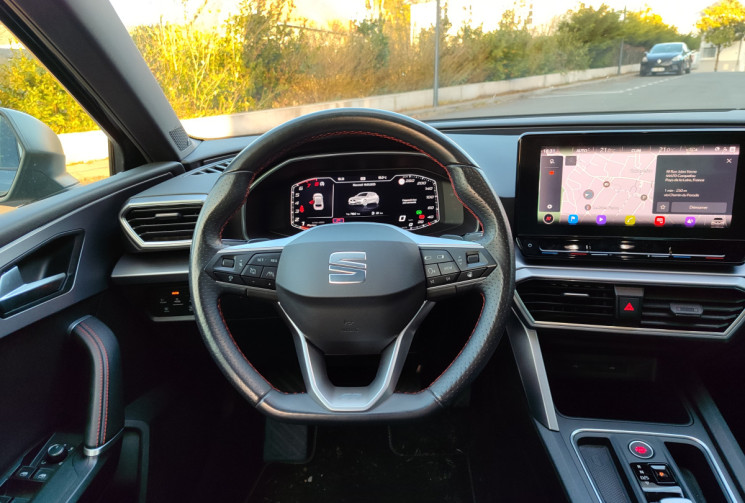 SEAT Leon IV 1.5 eTSI 150ch FR DSG7