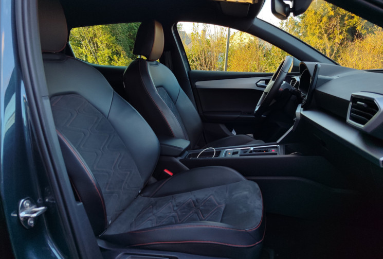 SEAT Leon IV 1.5 eTSI 150ch FR DSG7