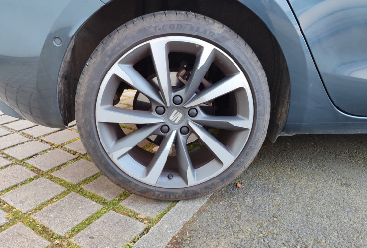 SEAT Leon IV 1.5 eTSI 150ch FR DSG7