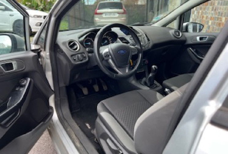 Ford Fiesta VI Phase 2 1.5 TDCi WHITE