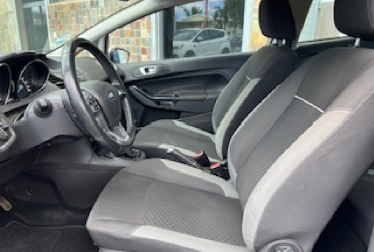 Ford Fiesta VI Phase 2 1.5 TDCi WHITE