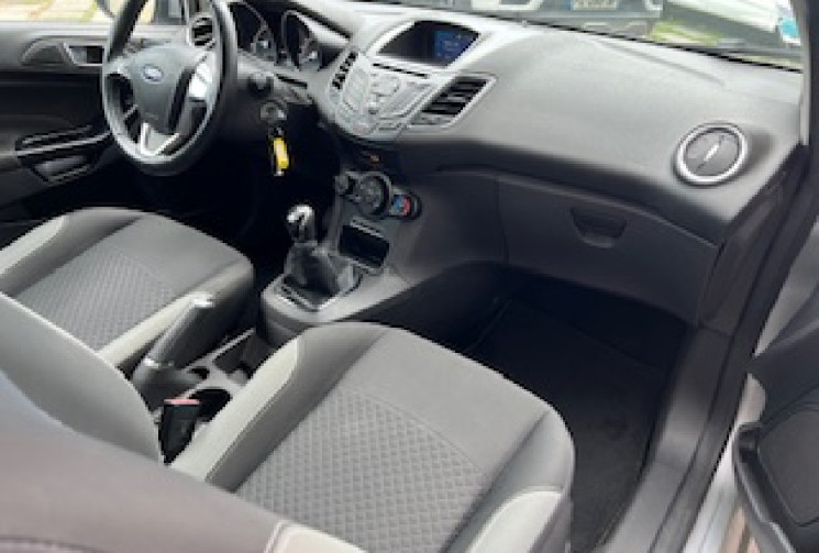 Ford Fiesta VI Phase 2 1.5 TDCi WHITE