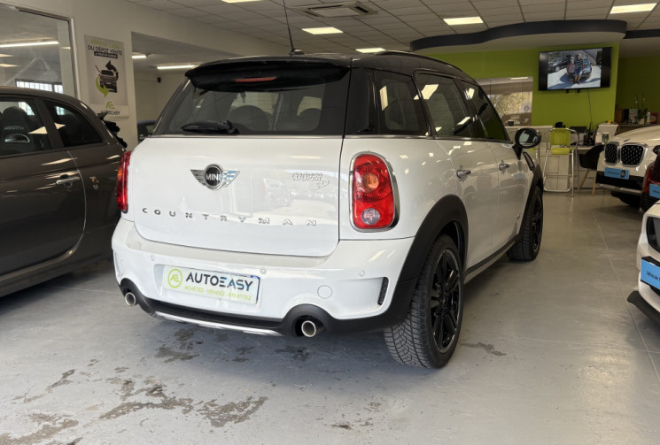 Mini Countryman 143 CV Cooper SD ALL4 RED HOT 