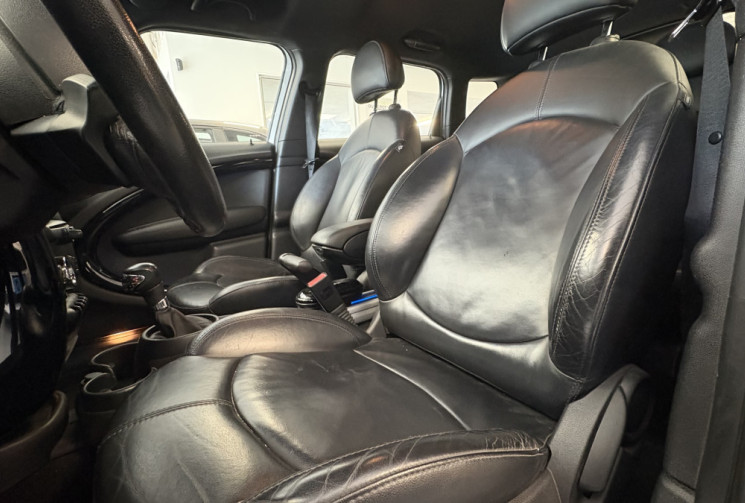Mini Countryman 143 CV Cooper SD ALL4 RED HOT 