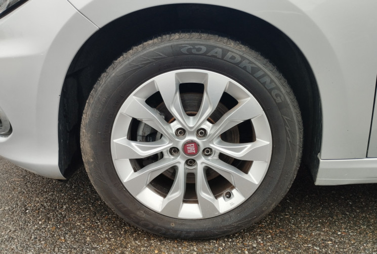 FIAT TIPO 1.3 Multijet 95 S&S BVM5 Business + caméra / Entretien Fiat