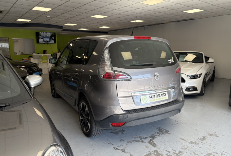 Renault Scénic 1.5 Dci 110 cv Finition Bose  95 000 km !!!