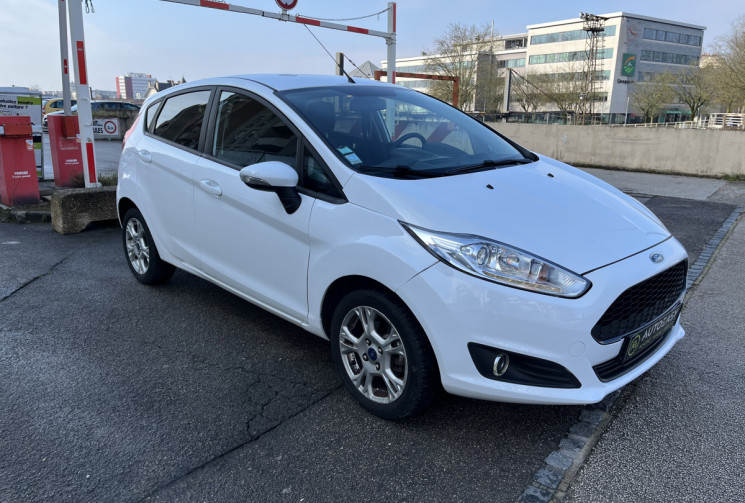 Ford Fiesta 1.25 i 16V 82CH